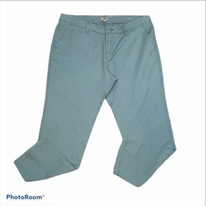 Woolrich taper leg pocketed front zip sage color ankle pants
